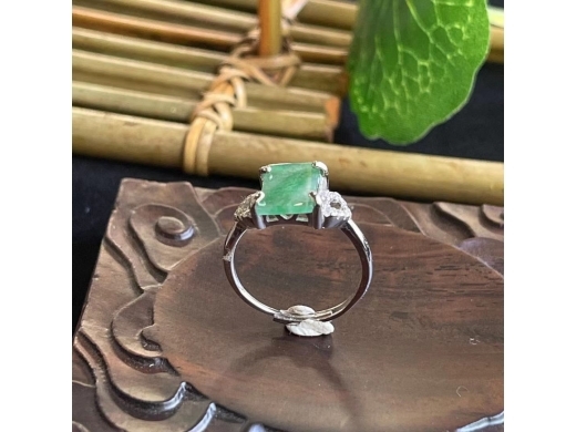 15翡翠戒指