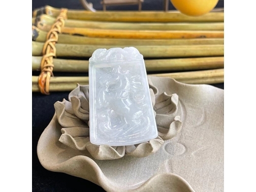 34白冰生肖马牌