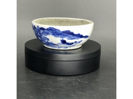 青花山水纹研钵