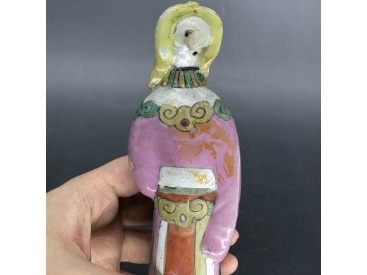 粉彩仕女瓷塑