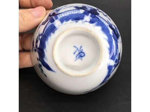 青花童子纹小茶杯
