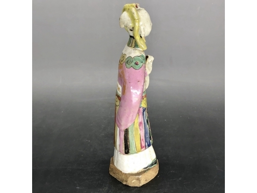 粉彩仕女瓷塑