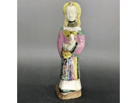 粉彩仕女瓷塑