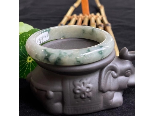 31飘花手镯