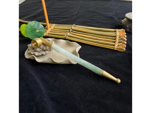 55翡翠烟斗