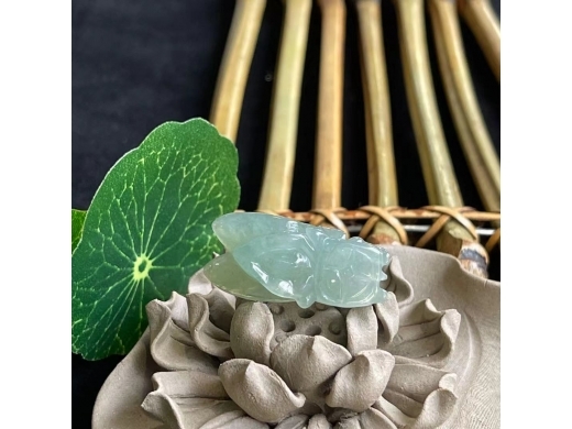48翡翠蝉