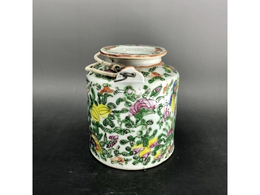 广彩花鸟茶壶
