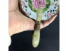 白玉带钩把铜胎画珐琅杯