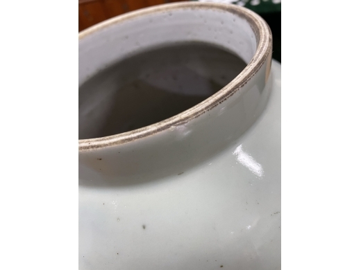 青花花鸟纹罐