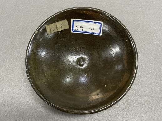 黑釉碗