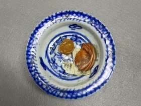 青花高足盘