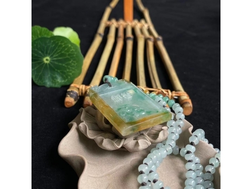 5冰种三彩牌（收藏级）