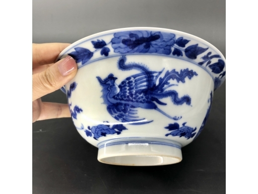 青花凤纹折沿大碗
