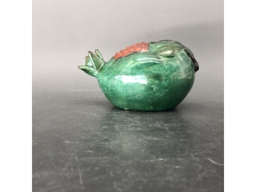 粉彩石榴供果