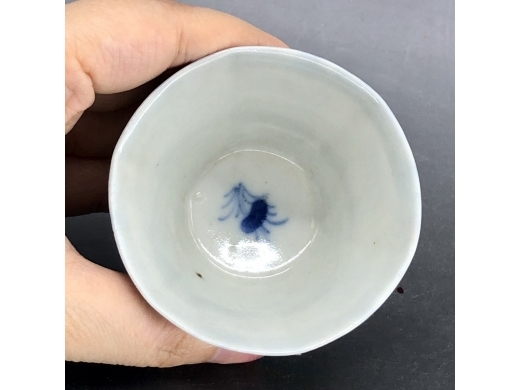 青花寿字纹八方茶盏