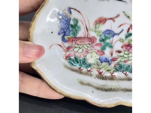 粉彩花鸟纹供盘