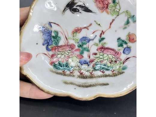 粉彩花鸟纹供盘