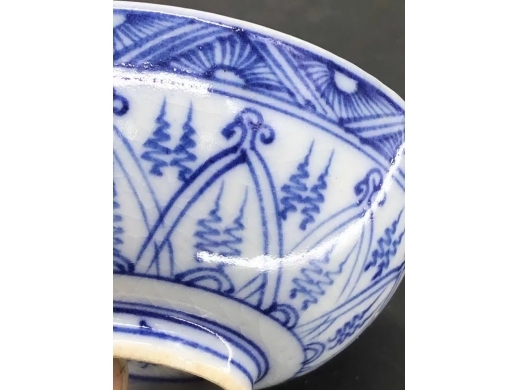 青花花叶纹茶盏