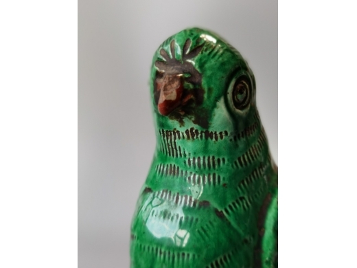 绿釉鹦鹉