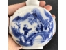 青花人物铺首鼻烟壶