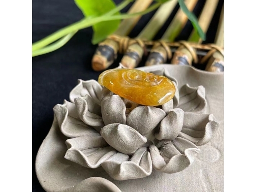 12黄翡如意