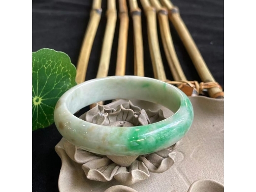 19翠手镯