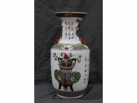 150件粉彩博古瓶