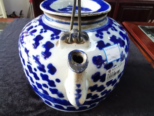 洋兰鱼藻纹茶壶