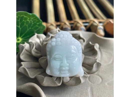 1翡翠佛头