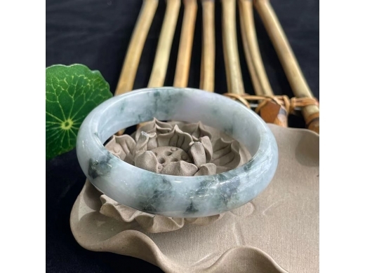 42飘花手镯