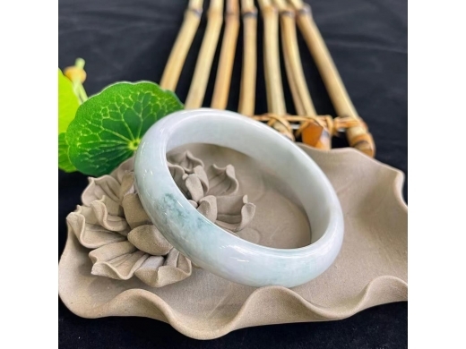 34飘花手镯