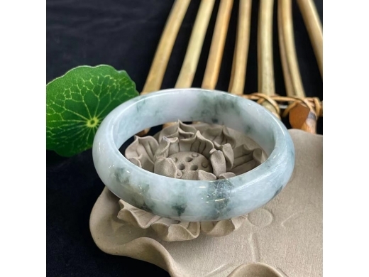 42飘花手镯