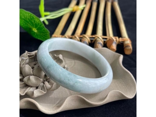 34飘花手镯