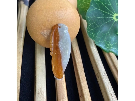 8黄翡挂件