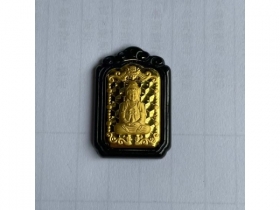 24墨翠千足金观音牌