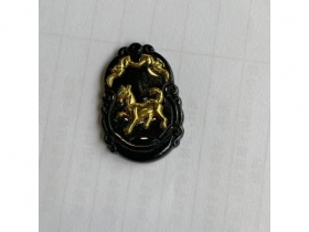 41墨翠千足金生肖狗牌