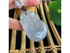 17糯冰淡紫如意牌