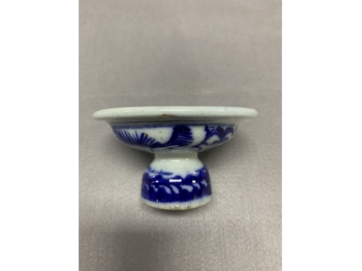 青花高足盘