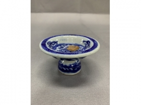 青花高足盘