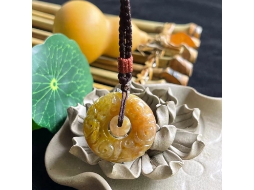 3黄翡镂雕时来运转