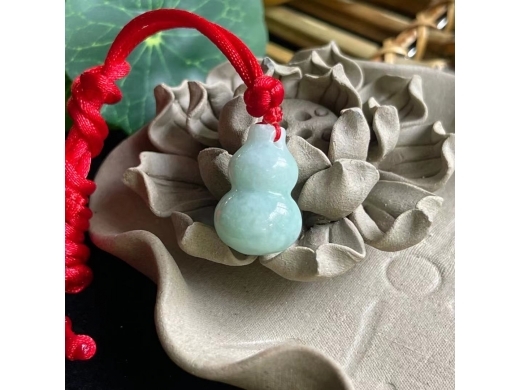 27豆绿葫芦挂件