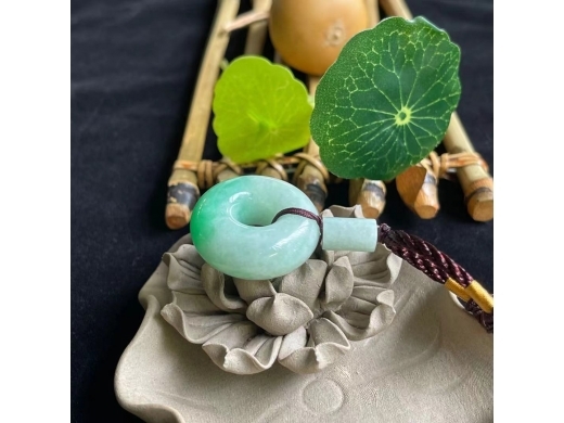 7翠色甜甜圈