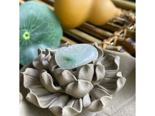 33飘翠如意