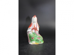 68号粉彩瓷观音