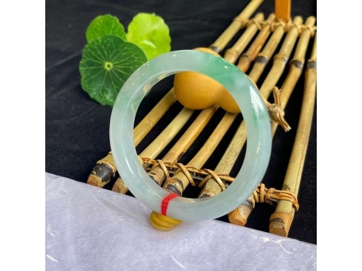 36翠手镯