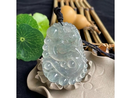 27玻璃种龙牌