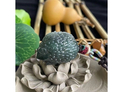 32刺猬手把件