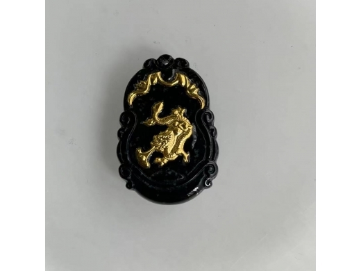27墨翠千足金龙牌