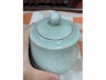 豆青釉花卉茶叶罐
