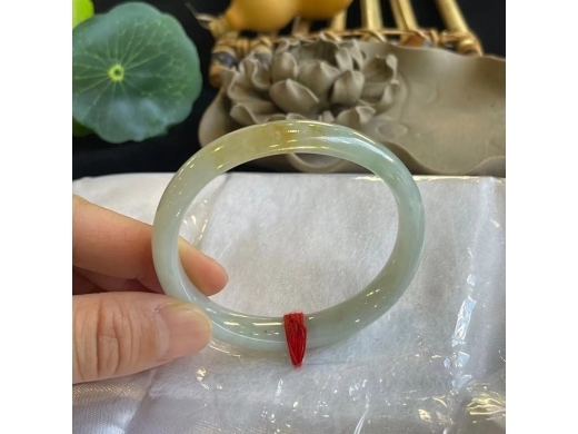 32黄翡贵妃手镯